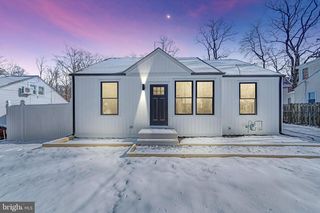 23 CAROLINA AVE, Cherry Hill, NJ 08003