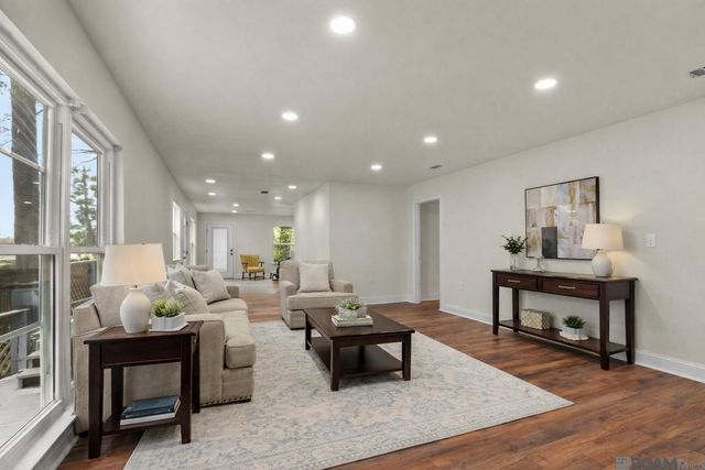 16290 Oakridge Dr, Prairieville, LA 70769