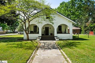 501 N Adair Street, Clinton, SC 29325