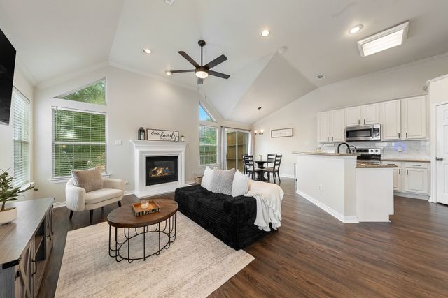 18240 Midway Road 1301, Dallas, TX 75287