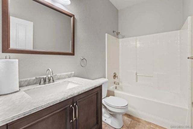 793 Fulton Rd, San Marcos, CA 92069