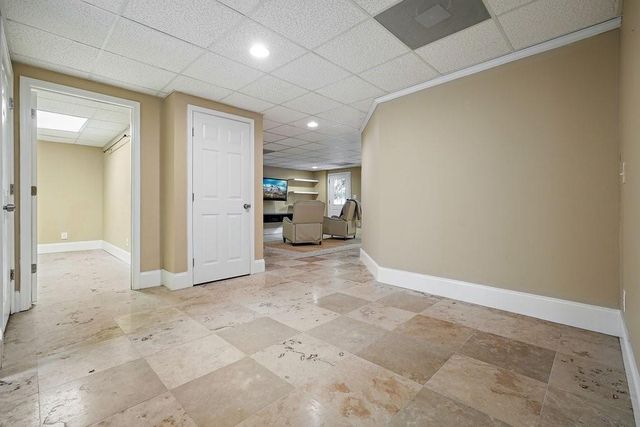 1011 Fairway Valley Drive, Woodstock, GA 30189