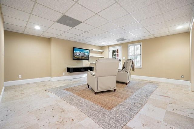1011 Fairway Valley Drive, Woodstock, GA 30189