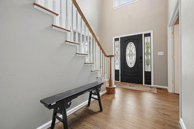 1011 Fairway Valley Drive, Woodstock, GA 30189