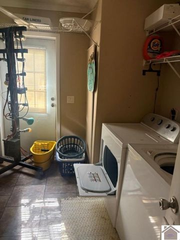 243 Washburn Rd, Benton, KY 42025