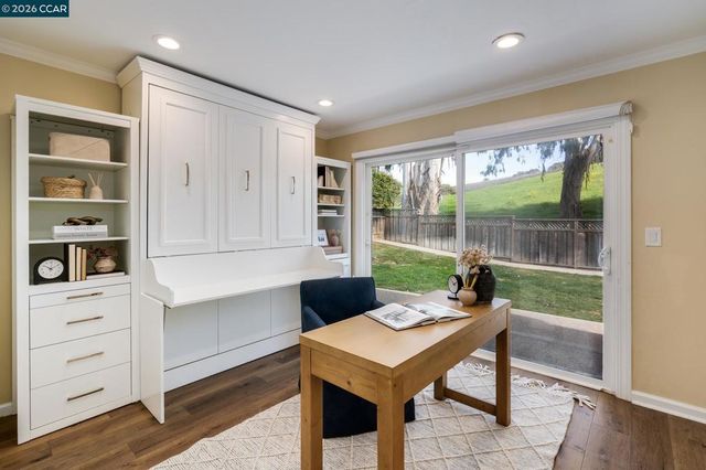 855 Columbine Ct, Danville, CA 94526