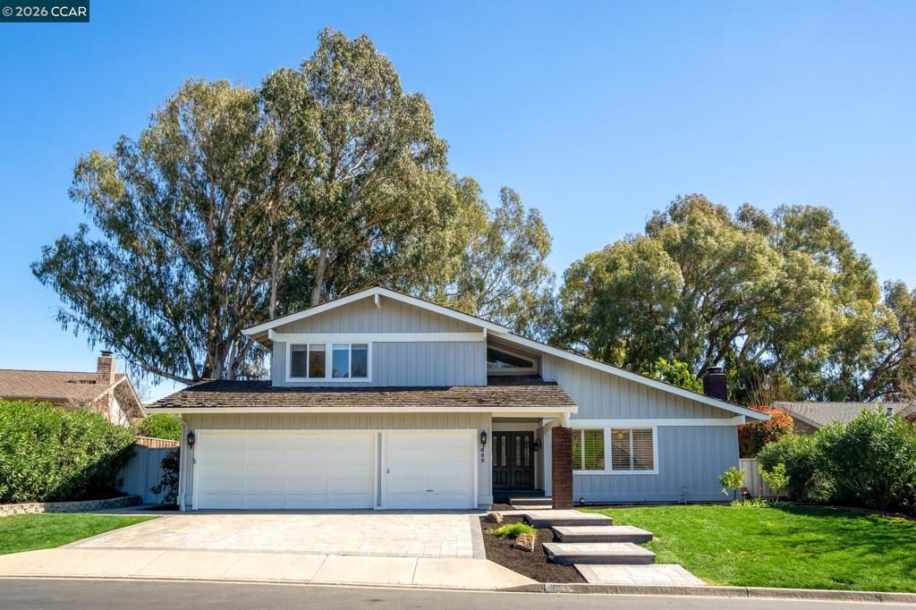 Image 32 of property listing at 855 Columbine Ct, Danville, CA 94526