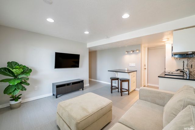 281 W WILLOW DR, Saratoga Springs, UT 84045