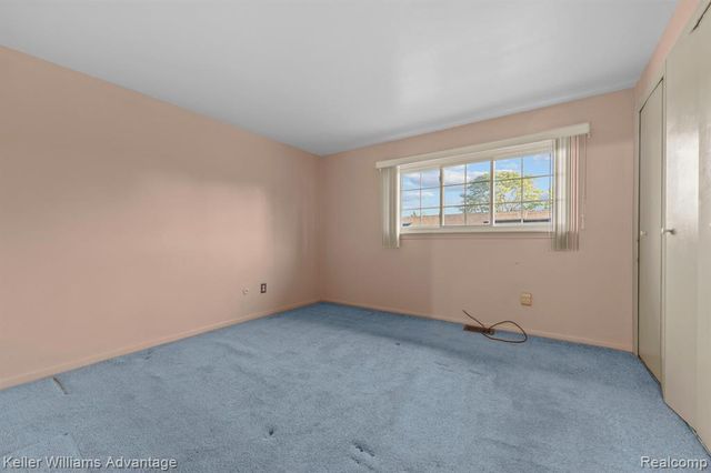 26692 Summerdale Drive, Southfield, MI 48033