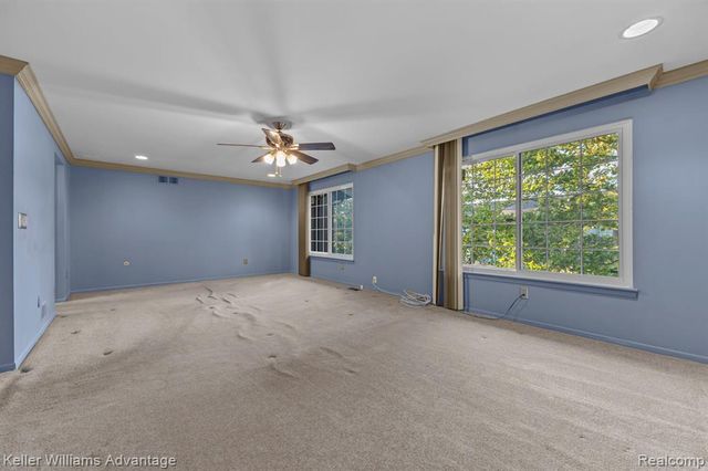 26692 Summerdale Drive, Southfield, MI 48033