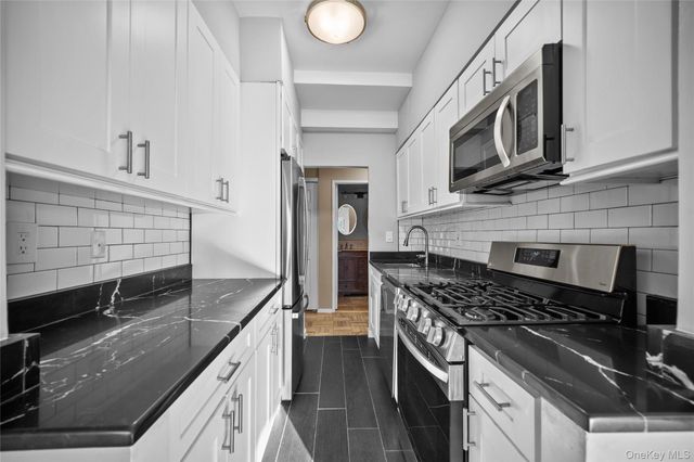 80 E Hartsdale Avenue T20, Hartsdale, NY 10530