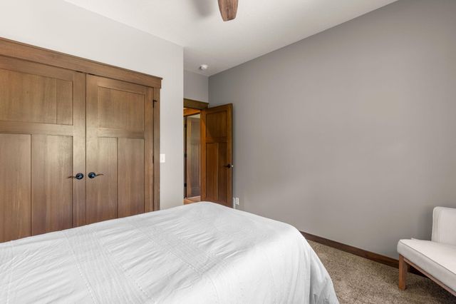 1060 Legend Lane, River Falls, WI 54022