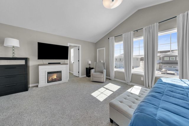 6830 102nd Street S, Cottage Grove, MN 55016