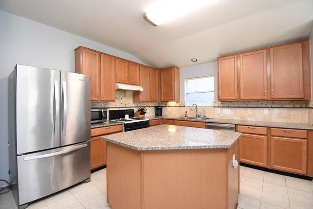 8502 Parapet Place, Rosharon, TX 77583