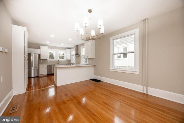 102 LINCOLN ST, Kennett Square, PA 19348