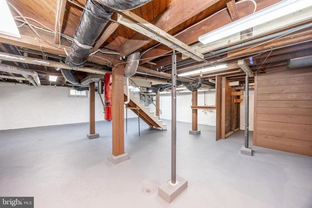 102 LINCOLN ST, Kennett Square, PA 19348