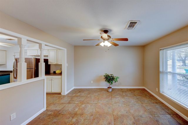 1113 W Flamingo Drive, Seabrook, TX 77586