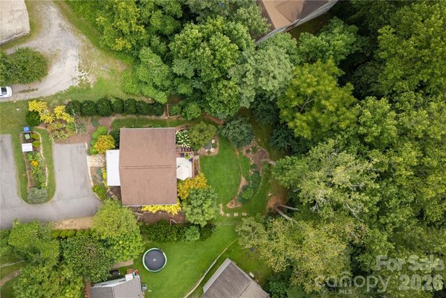 12 Twig Lane, Asheville, NC 28803