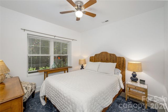 12 Twig Lane, Asheville, NC 28803