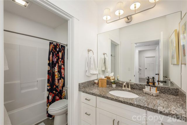 12 Twig Lane, Asheville, NC 28803