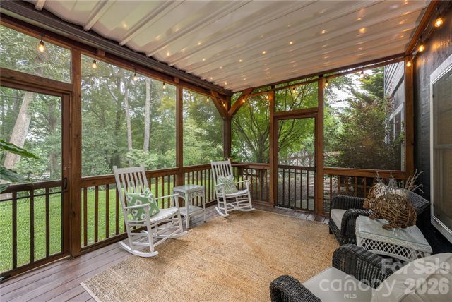 12 Twig Lane, Asheville, NC 28803