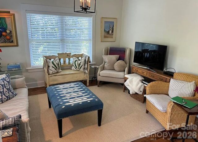 12 Twig Lane, Asheville, NC 28803