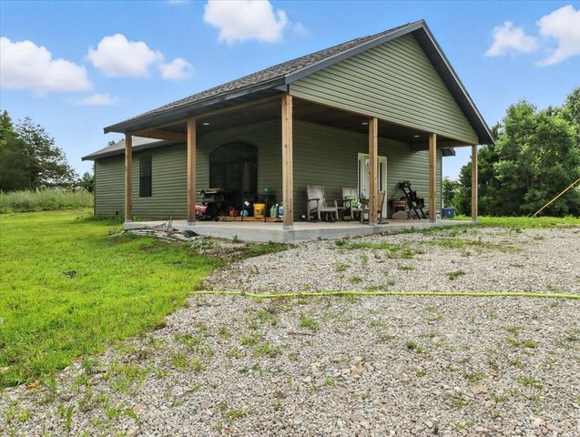 4290 Gravel Point Road Road, Mountain Grove, MO 65711