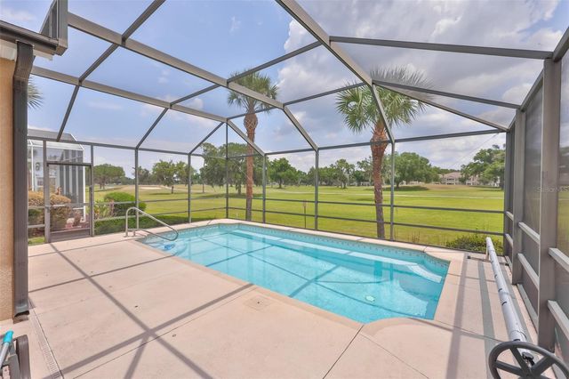 1907 STERLING GLEN COURT, Sun City Center, FL 33573