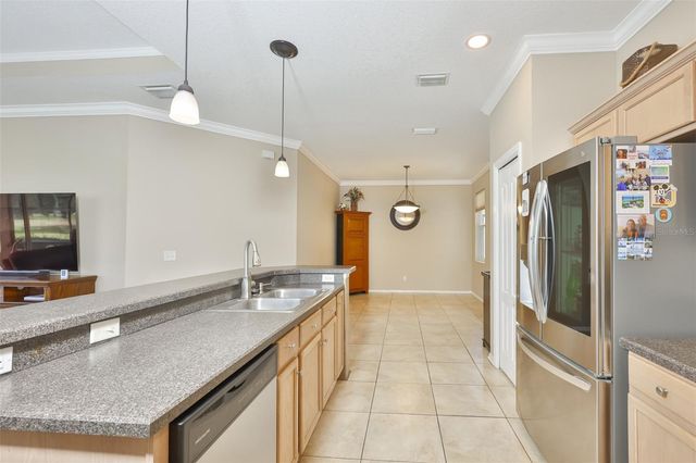1907 STERLING GLEN COURT, Sun City Center, FL 33573