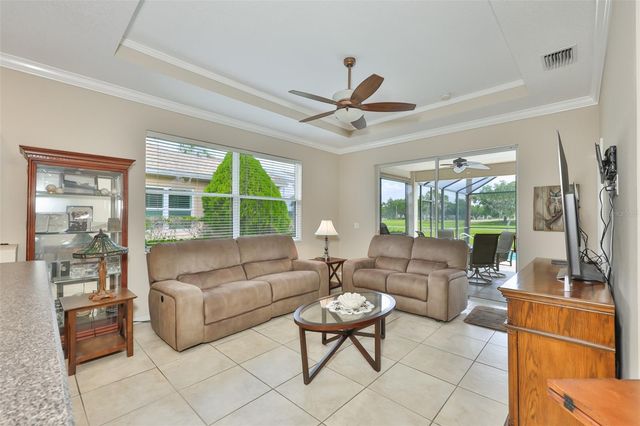 1907 STERLING GLEN COURT, Sun City Center, FL 33573