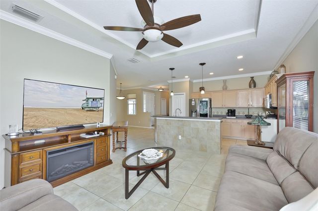 1907 STERLING GLEN COURT, Sun City Center, FL 33573