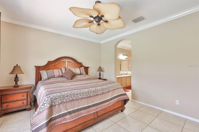 1907 STERLING GLEN COURT, Sun City Center, FL 33573