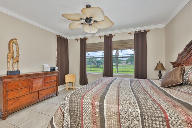 1907 STERLING GLEN COURT, Sun City Center, FL 33573