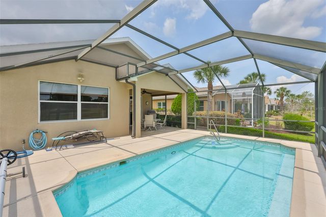 1907 STERLING GLEN COURT, Sun City Center, FL 33573