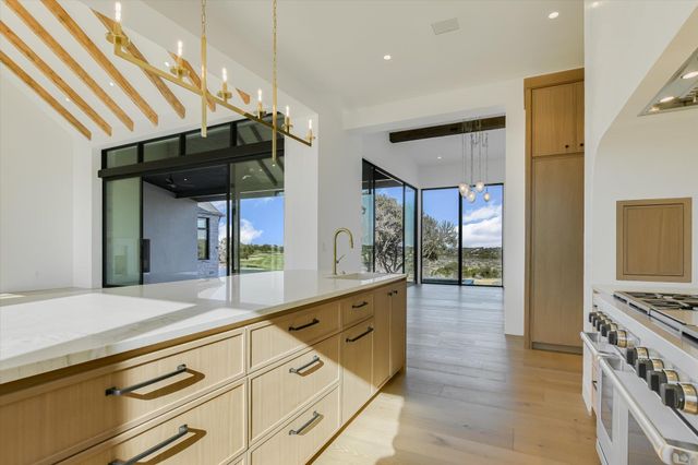 136 Nightshade, Horseshoe Bay, TX 78657