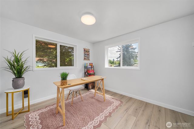 691 Redmond Avenue NE, Renton, WA 98056