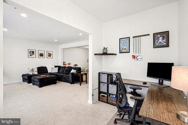 16884 PORTERS INN DR, Dumfries, VA 22026