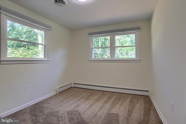 560 HILL CHURCH RD, Hummelstown, PA 17036