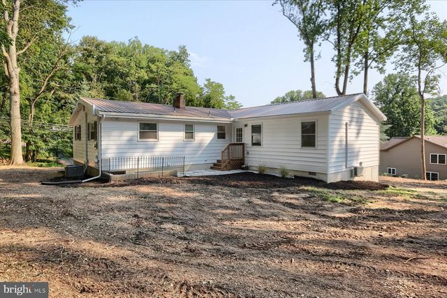 560 HILL CHURCH RD, Hummelstown, PA 17036