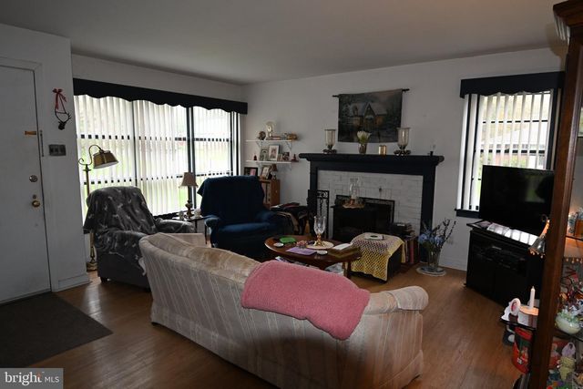 260 S RUSSELL ST, York, PA 17402
