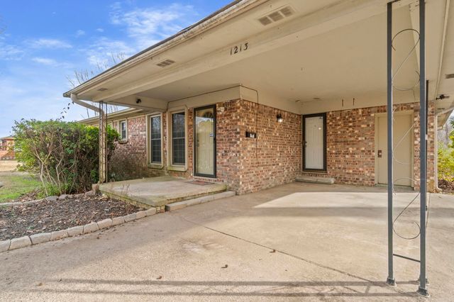 1213 Eastview Drive, Jacksonville, AR 72076