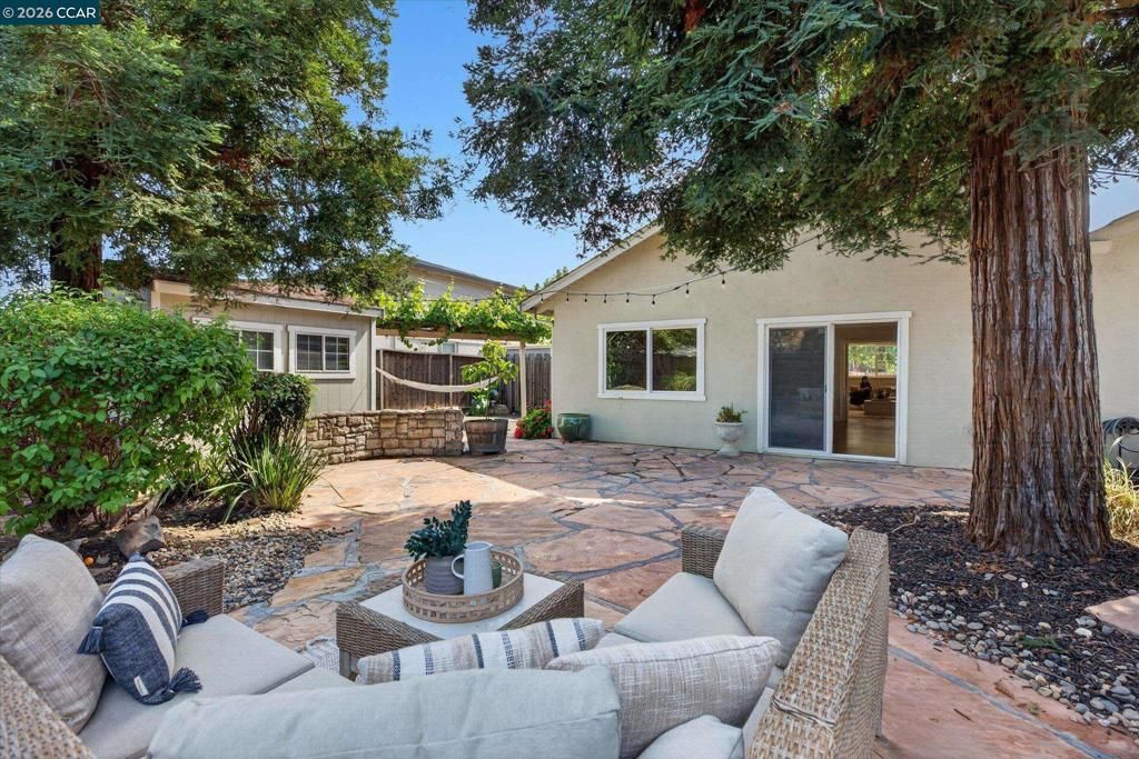 Image 23 of property listing at 4549 Coolidge St, Concord, CA 94521