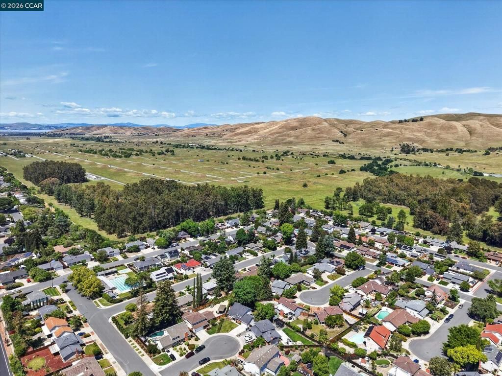 Image 27 of property listing at 4549 Coolidge St, Concord, CA 94521