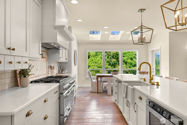 4727 Columbus Avenue, Bellingham, WA 98229