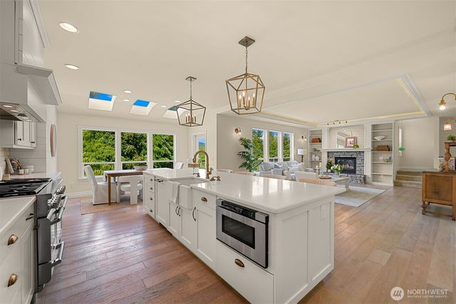 4727 Columbus Avenue, Bellingham, WA 98229