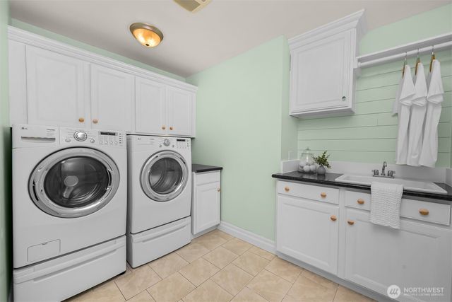 4727 Columbus Avenue, Bellingham, WA 98229