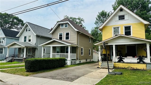 2960 Mckoon Avenue, Niagara Falls, NY 14305
