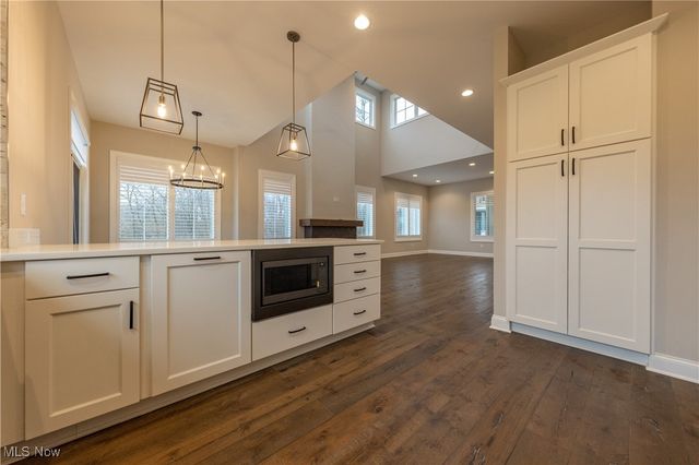 2401 Edgewood Trace, Pepper Pike, OH 44124