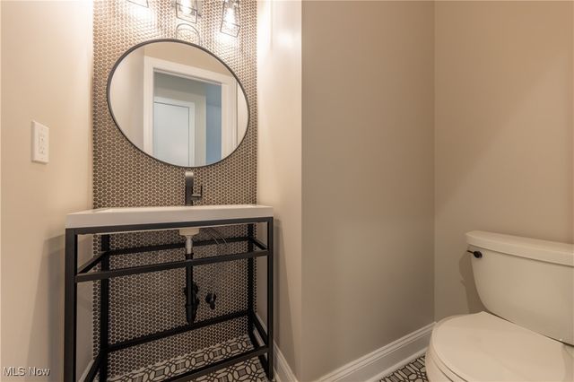 2401 Edgewood Trace, Pepper Pike, OH 44124