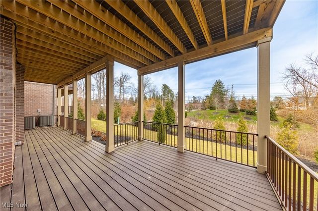 2401 Edgewood Trace, Pepper Pike, OH 44124